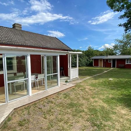 Charmig, Nyrenoverat Och Fullt Utrustad Stuga. Anpassad Foer Hundar, Naera Till Naturen Och Havet. Gangavstand Till Golfbana. Kalmar Zewnętrze zdjęcie